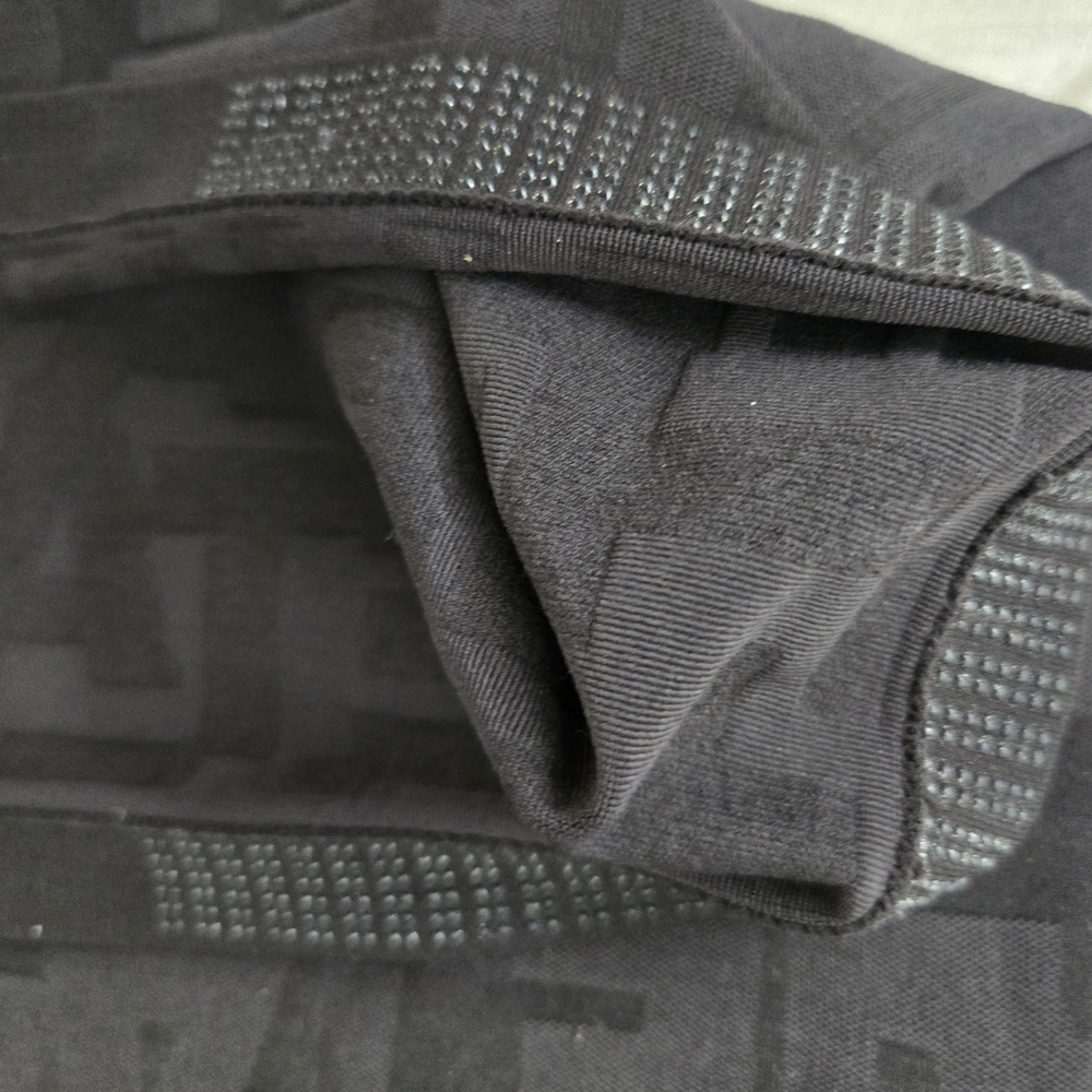 Athleta Momentum Logo Tank - Picture 6 of 6